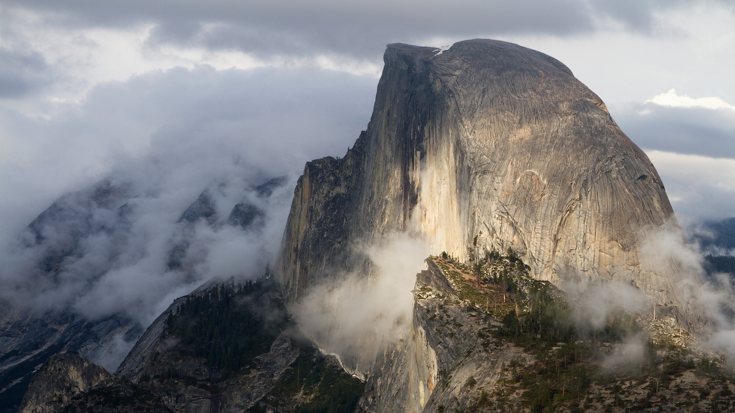 2560x1440 Free Yosemite Wallpaper