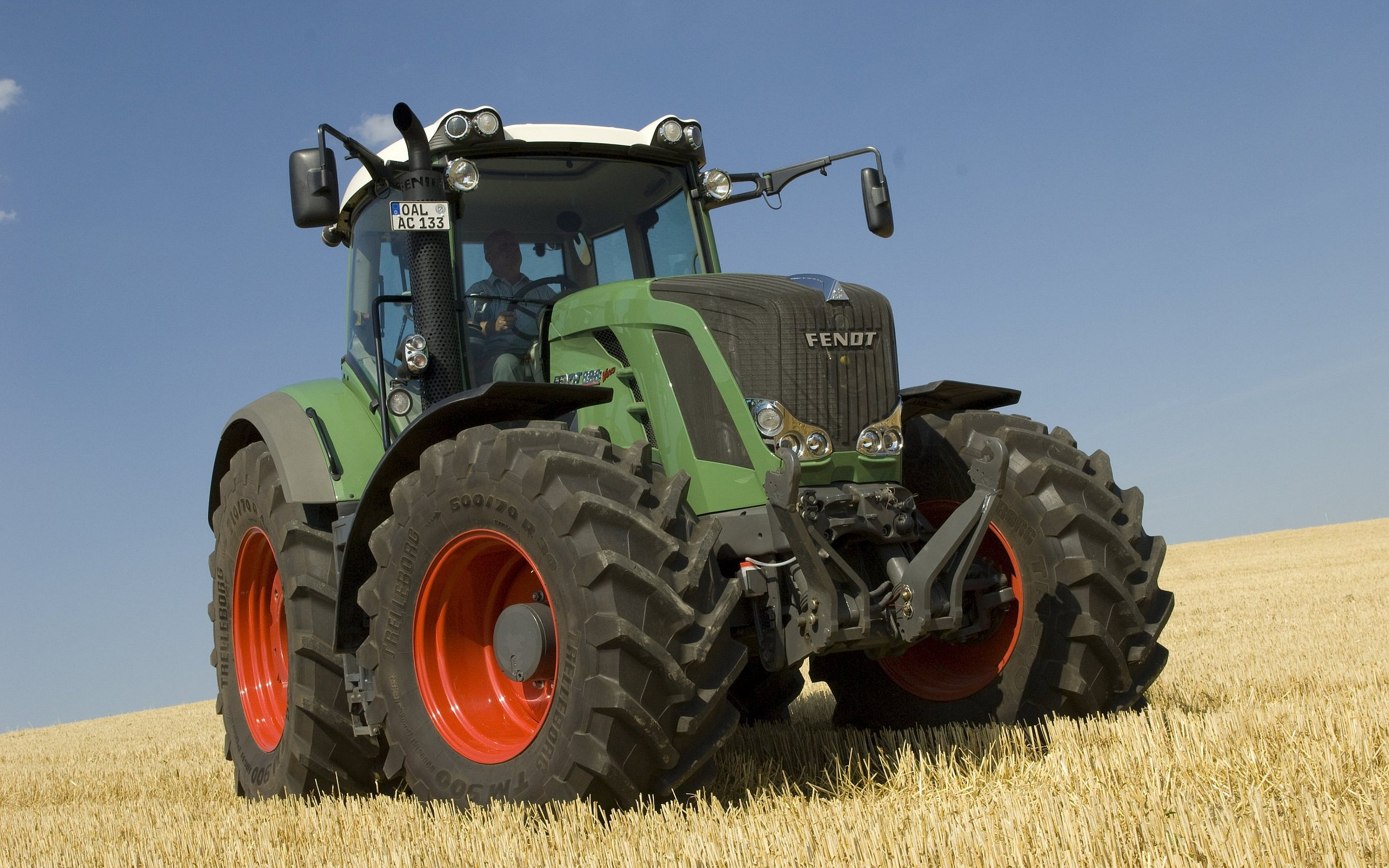 2560x1600 Fendt Tractor HD Wallpapers and Backgrounds