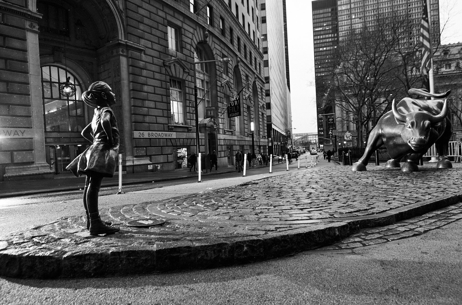 1939x1280 Wall Street Fearless Girl Charging Bull Statue State Street Global Advisors Wall Street Status