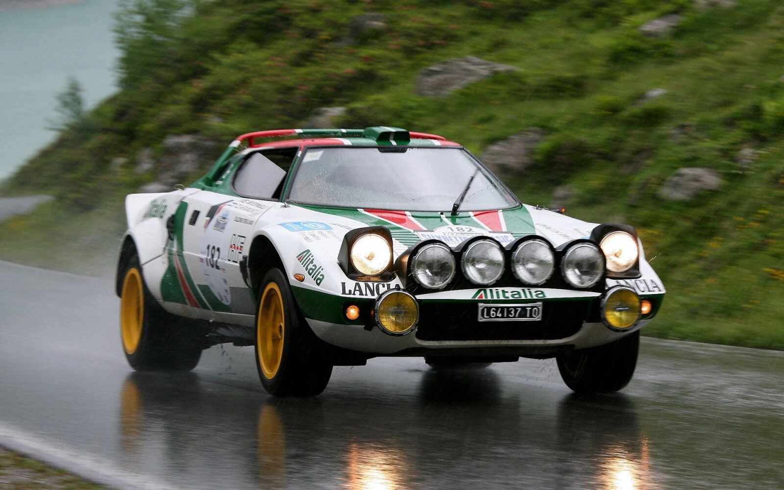 lancia stratos hf